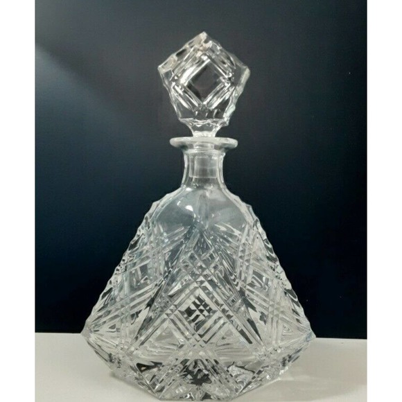 Heavy Cut Crystal Liquor Decanter Brilliant... Bar Desk Liquor Cabinet